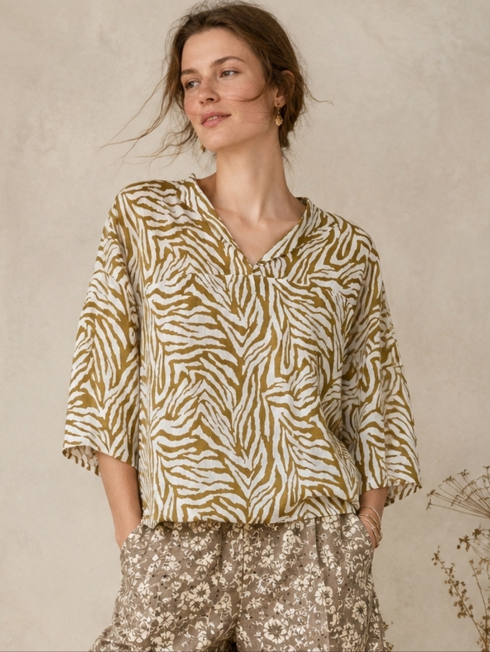 Monoprix 100% Linen Boxy V-Neck Zebra Print Top Boho Lagenlook Resortwear Size S